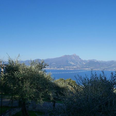 RedHouse Benaco Apartment Torri Del Benaco Luaran gambar