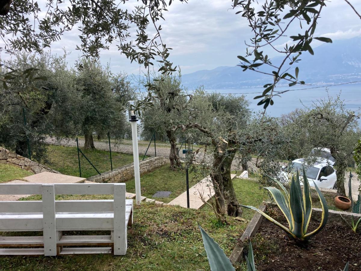 RedHouse Benaco Apartment Torri Del Benaco Luaran gambar